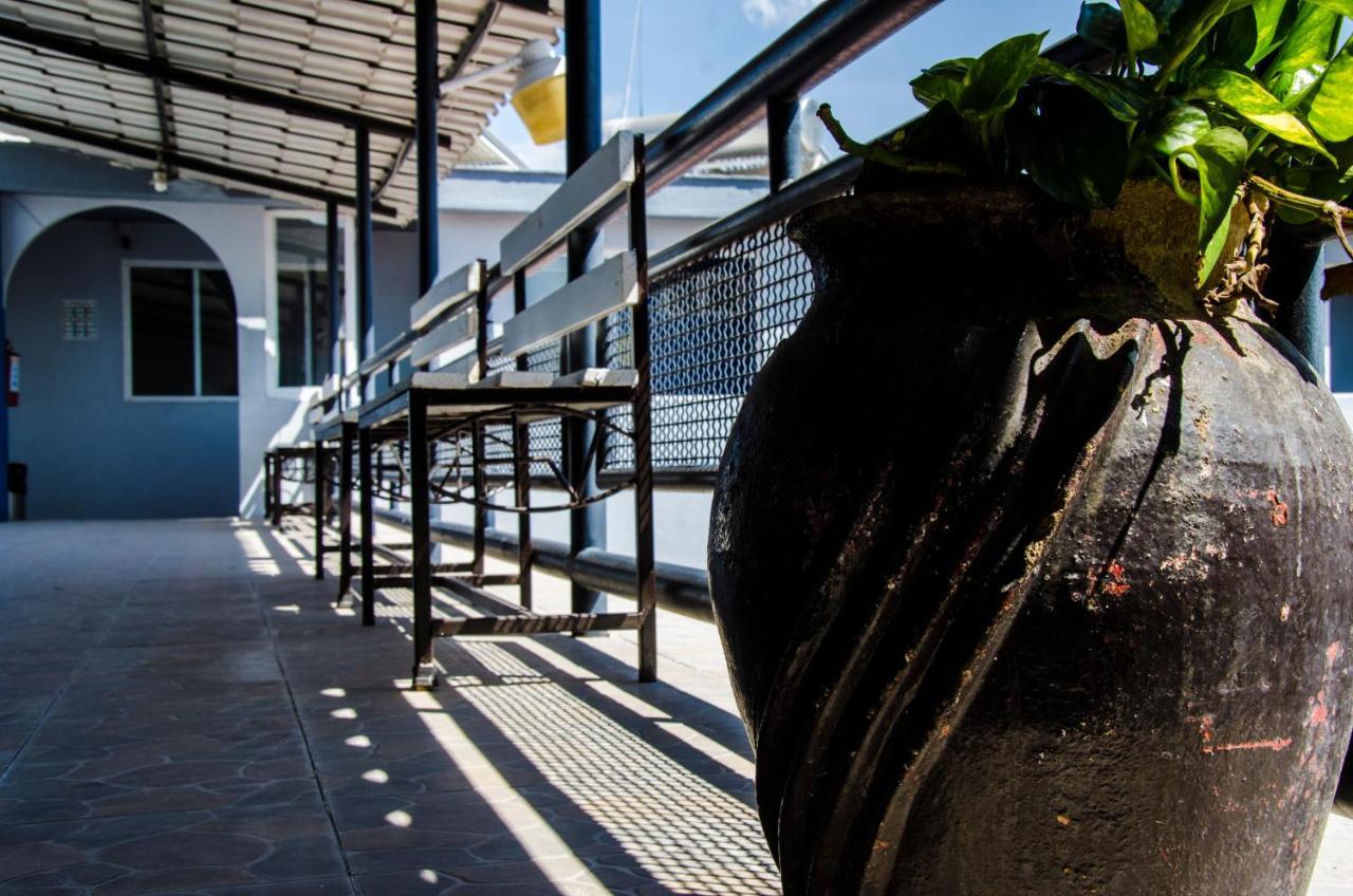 Hotel Tecnologico Queretaro Ngoại thất bức ảnh