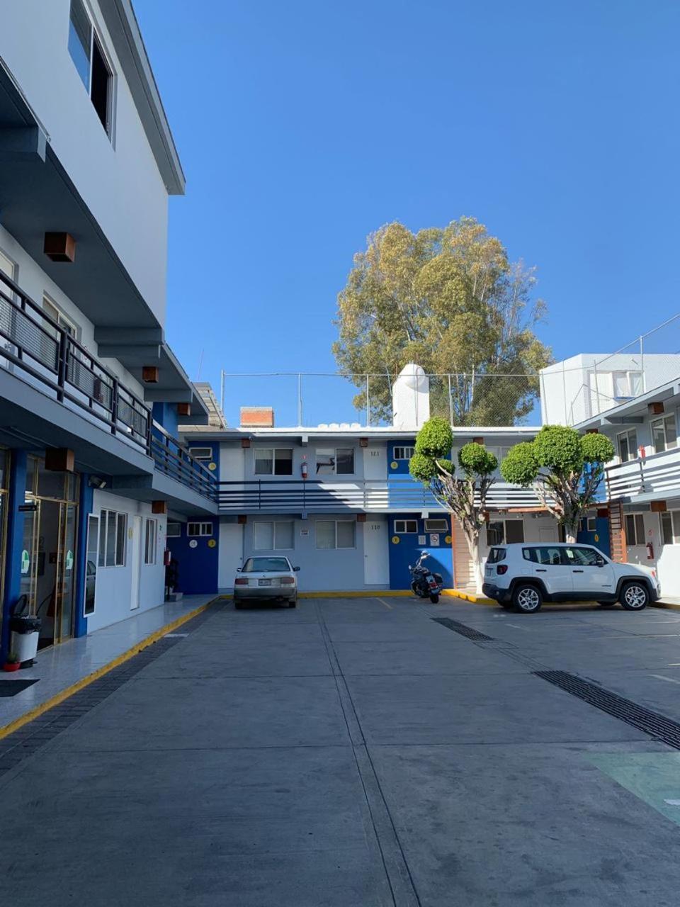Hotel Tecnologico Queretaro Ngoại thất bức ảnh